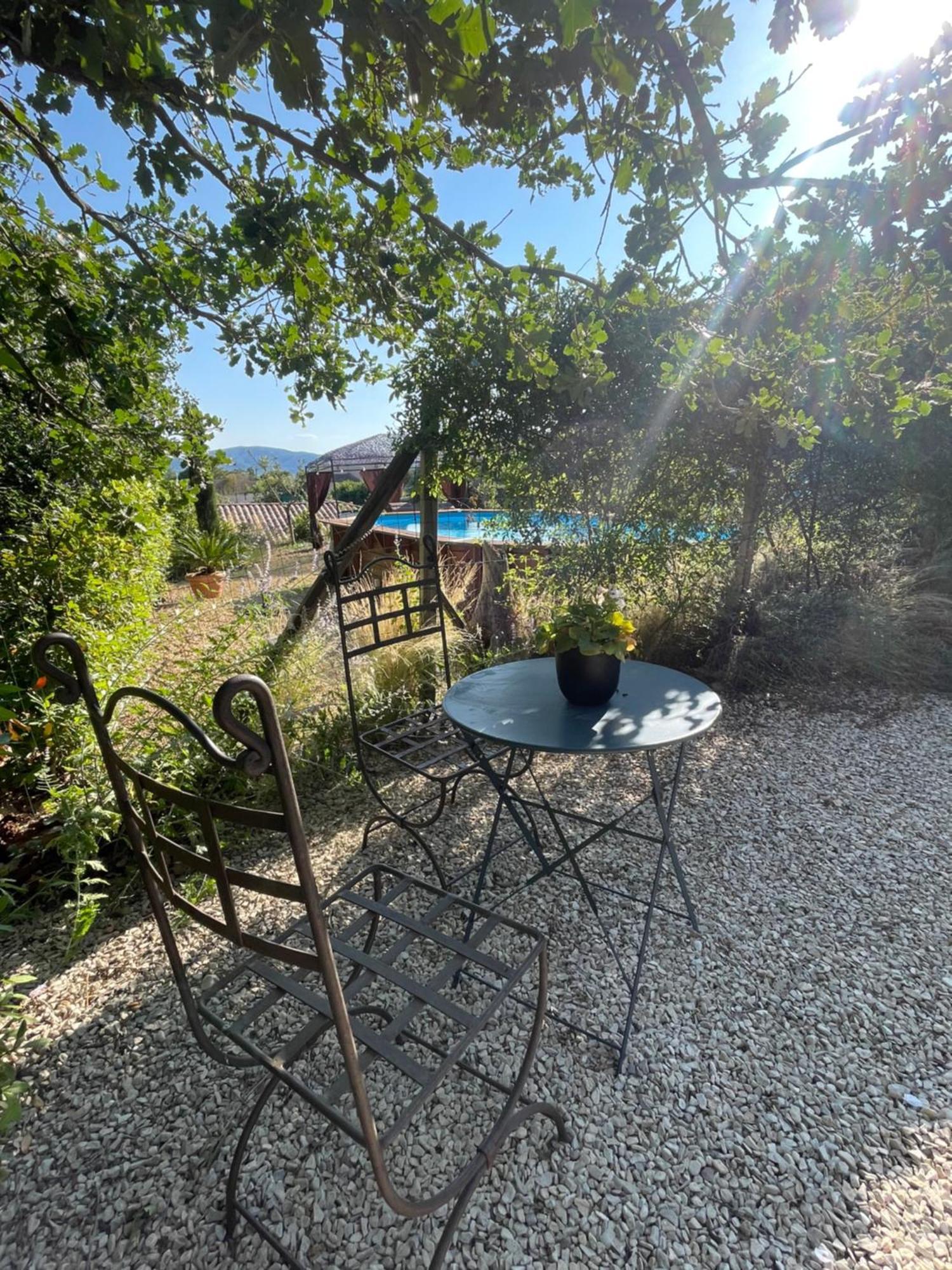 Maison D'Hotes Les Jardinettes En Luberon Villelaure Bagian luar foto