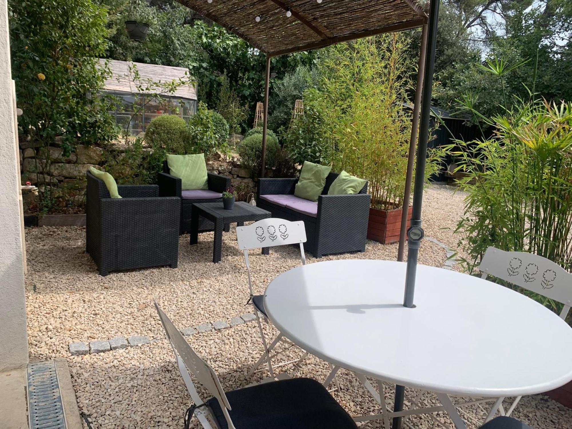 Maison D'Hotes Les Jardinettes En Luberon Villelaure Bagian luar foto