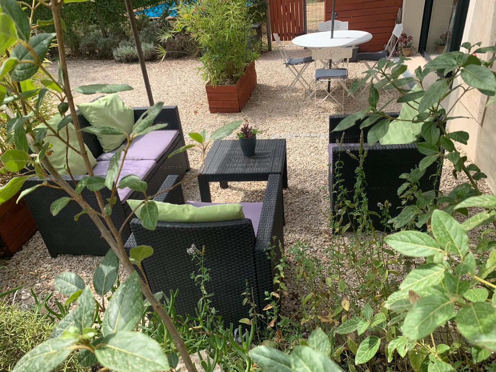 Maison D'Hotes Les Jardinettes En Luberon Villelaure Bagian luar foto